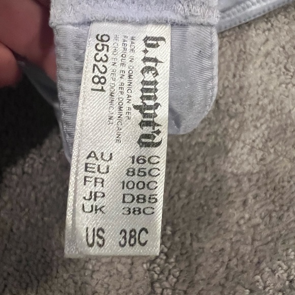 B Tempted - Picture 3 of 3